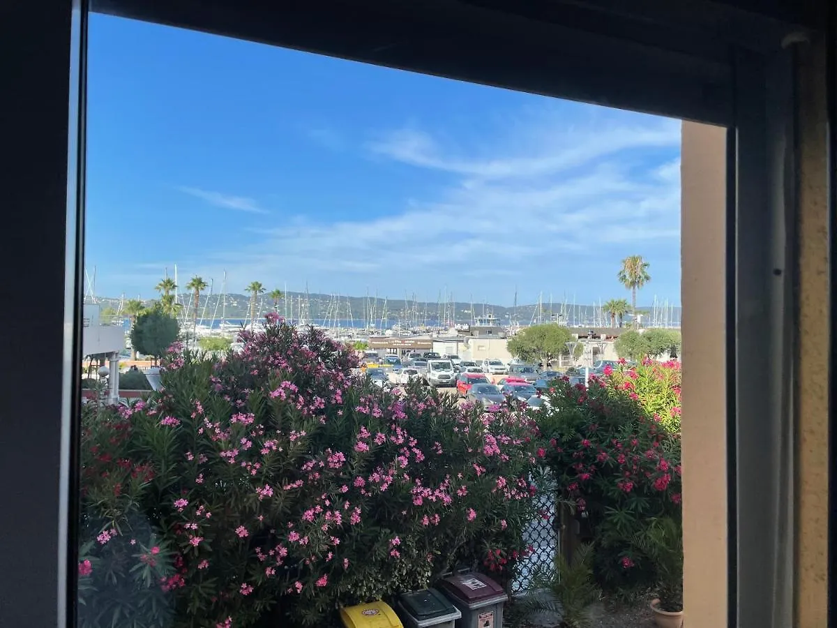 Spacious Marina & See View Appartment Cavalaire-sur-Mer