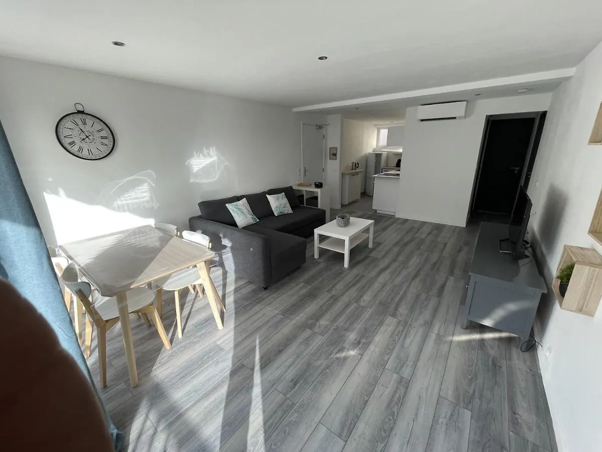 Spacious Marina & See View Appartment Cavalaire-sur-Mer Frankrijk
