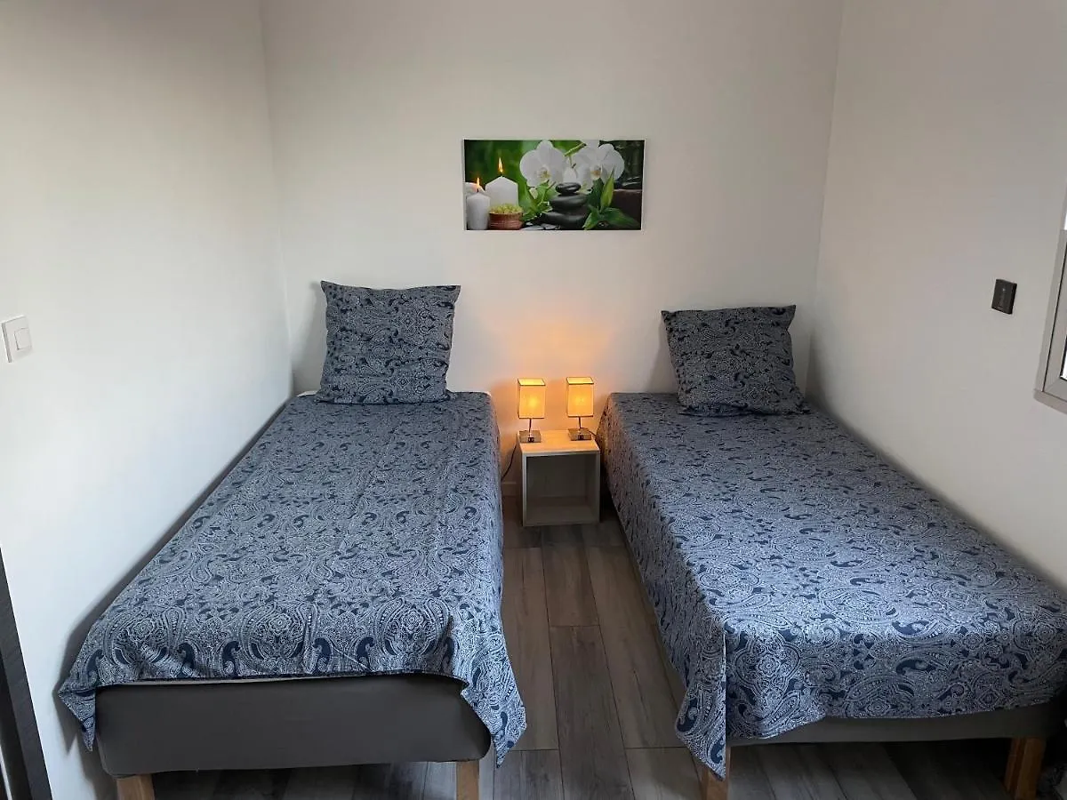 Spacious Marina & See View Appartment Cavalaire-sur-Mer 0*,  Francie